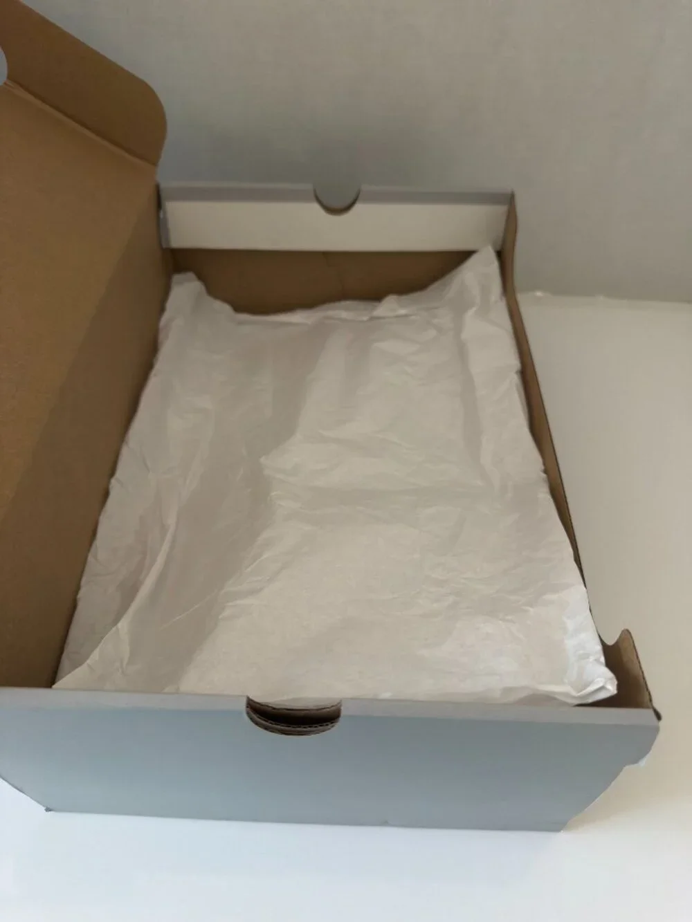 Converse Gray & Black Empty Shoe/Gift/Storage Box Mens 10.5 / Womens 12